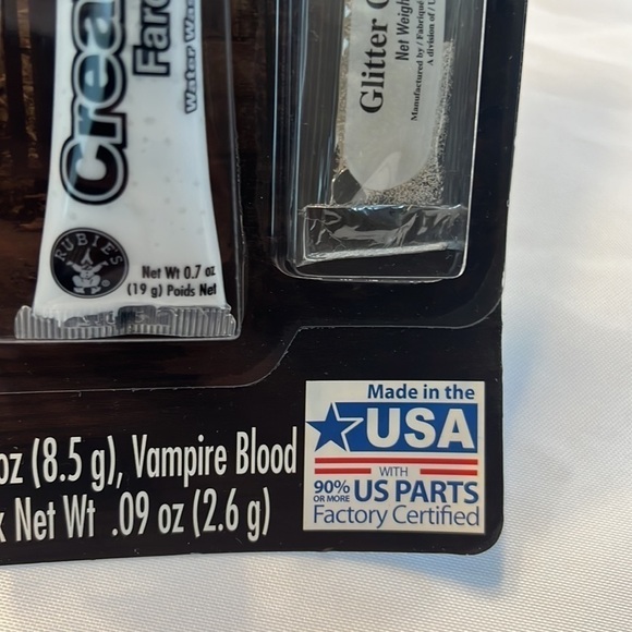 Makeup Set Makeup Stick Cream Makeup Grease Makeup Vampire Blood. - Picture 7 of 7